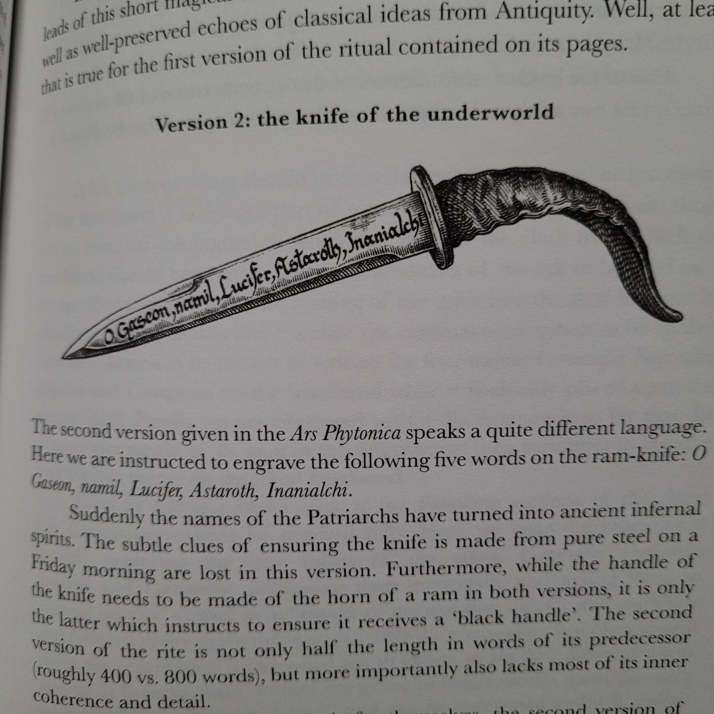 Clavis Goêtica: Keys to Chthonic Sorcery by Frater Acher and José Gabriel Alegría Sabogal (Hadean Press, 2021) Paperback