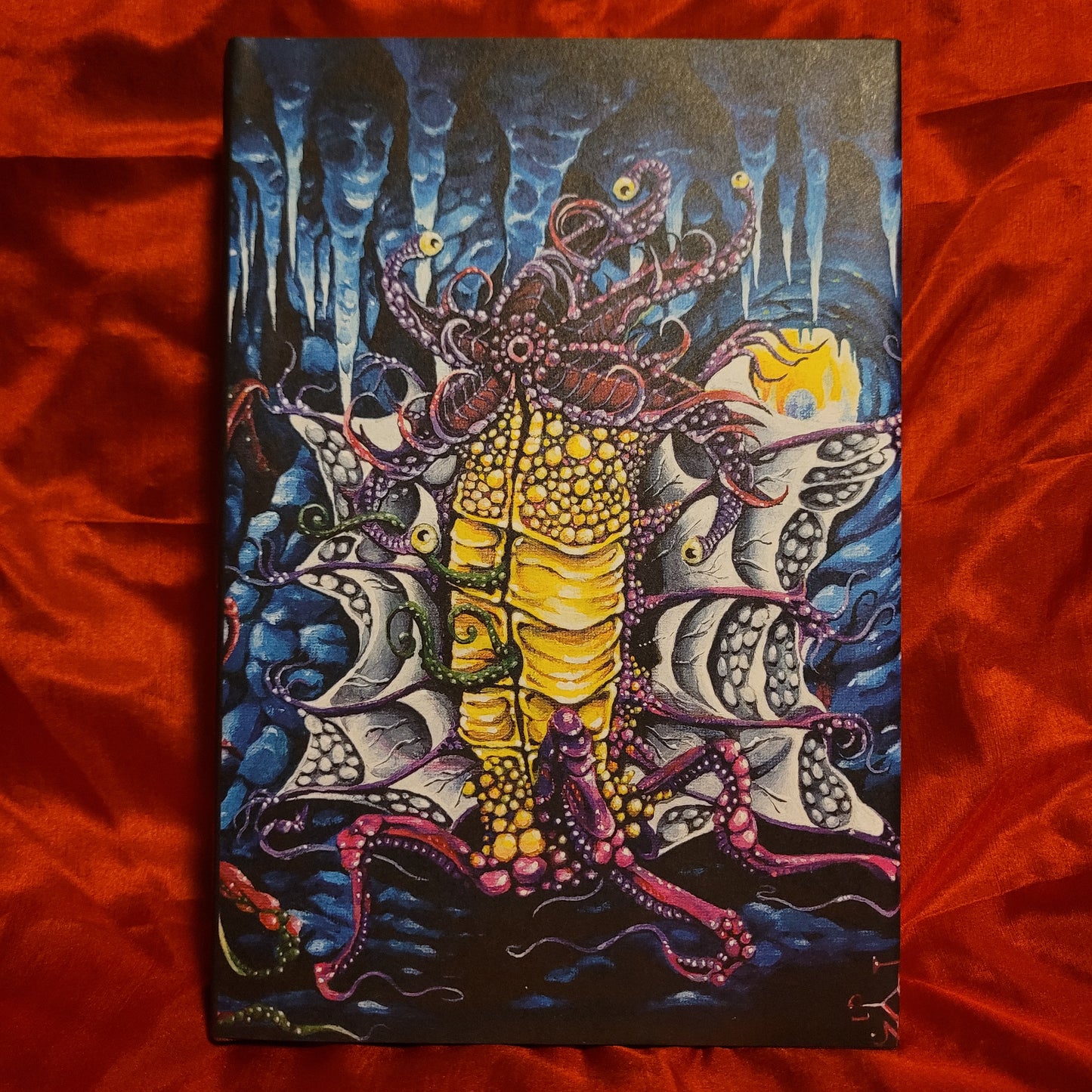 H.P. Lovecraft Collected Fiction Volume 3 edited by S.T. Joshi (Chiroptera Press, 2025) Illustrated by Karmazid