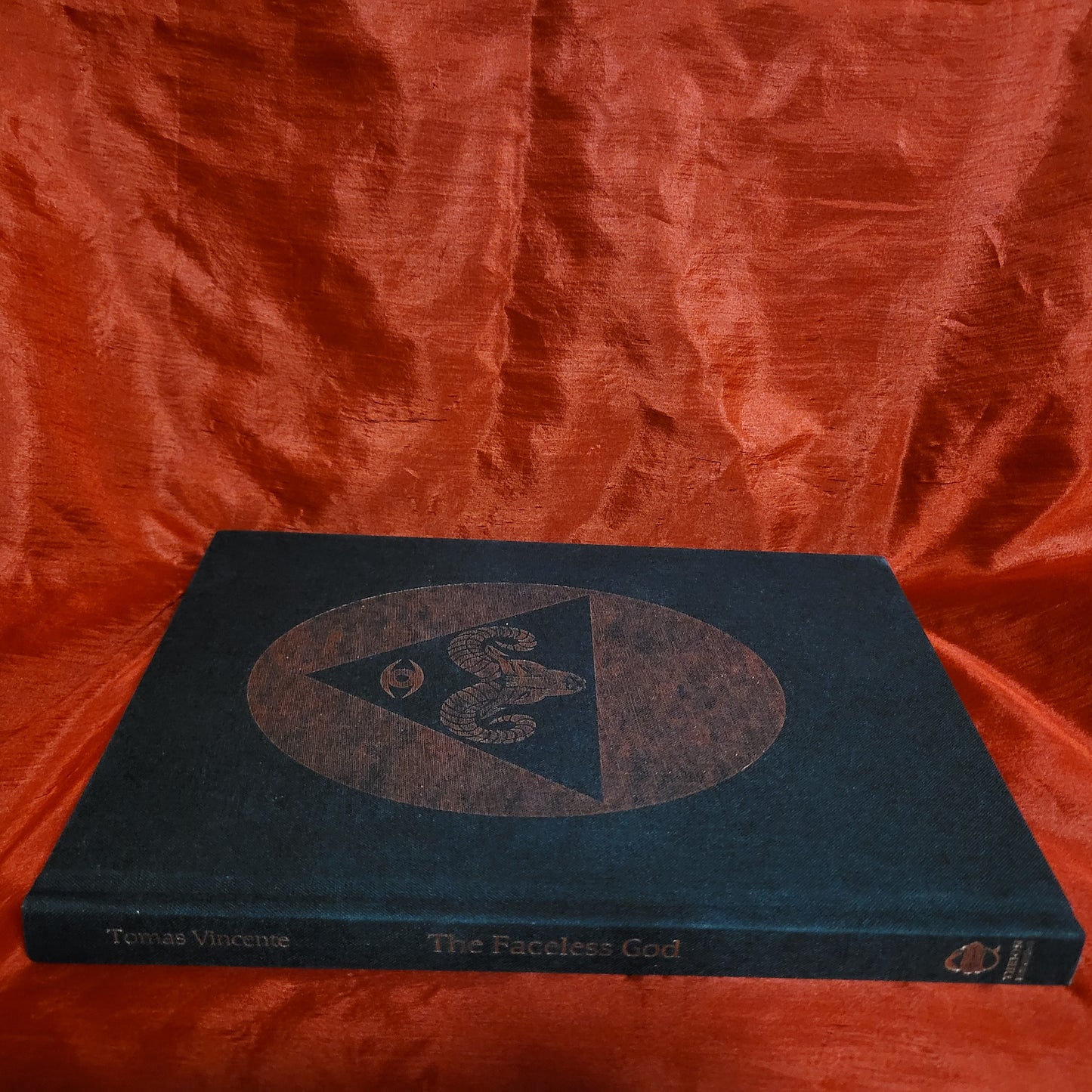 The Faceless God by Tomas Vincente (Theion Publishing, 2016) Cloth Hardcover