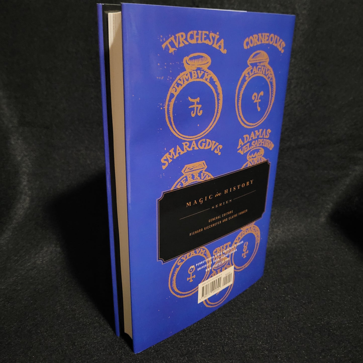 Speculum Lapidem: A Renaissance Treatise on the Healing Properties of Gemstones  by Camillo Leonardi (The Pennsylvania State University Press, 2023) Hardcover