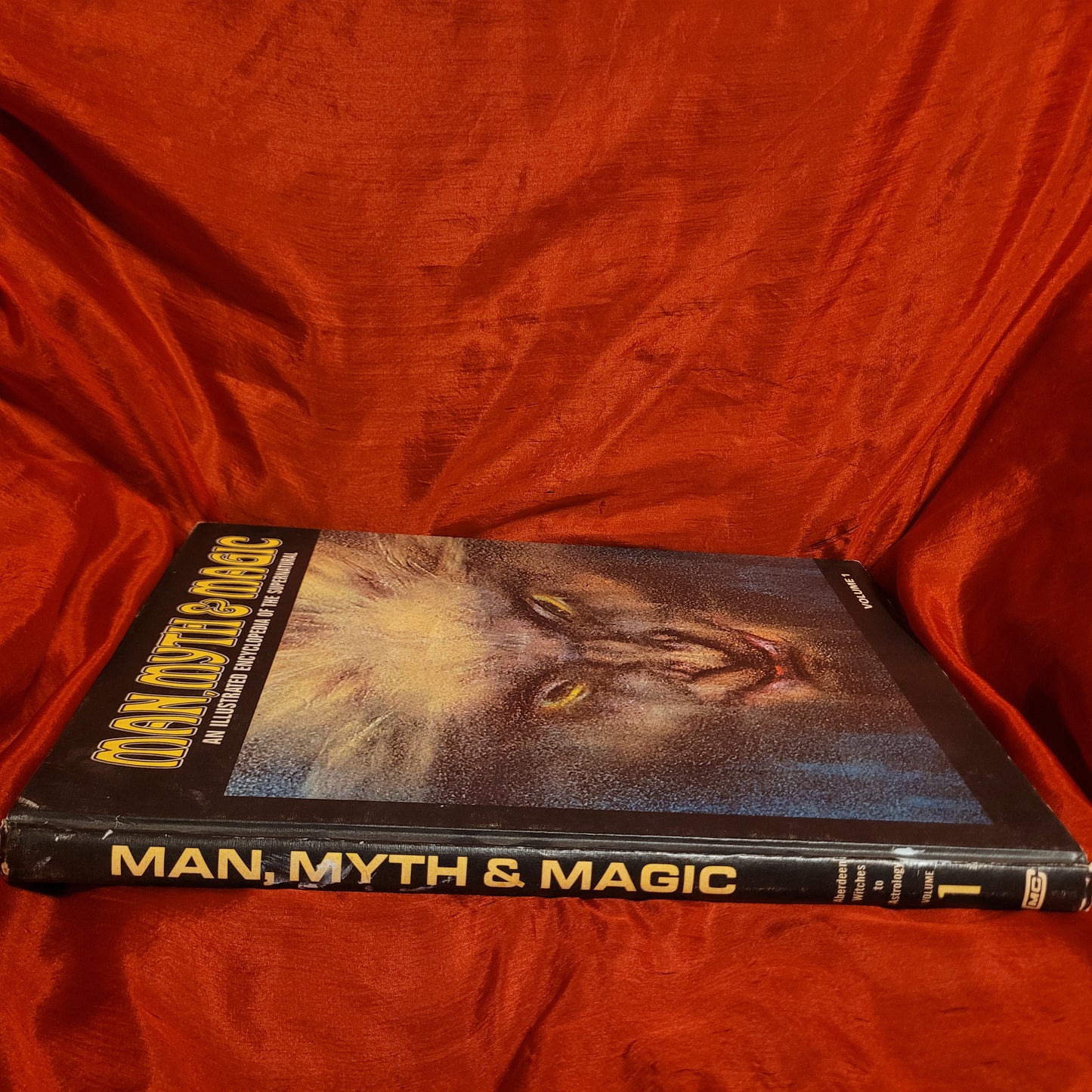 Man, Myth & Magic: An Illustrated Encyclopedia of the Supernatural Volume 2 (Aberdeen Witches to Astrology). Edited by Richard Cavendish (Marshall Cavendish Corporation, 1970)