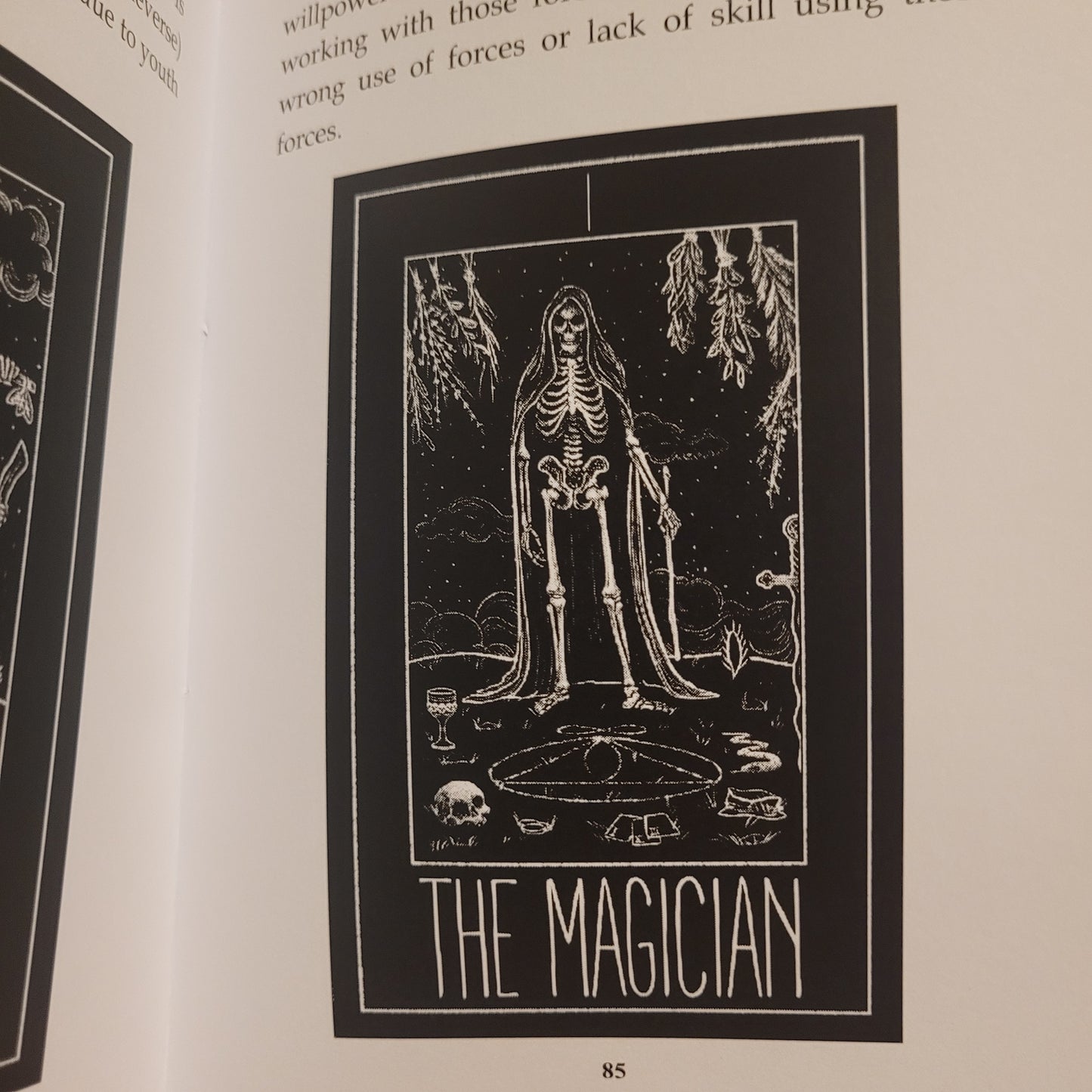 The Necromanteia Tarot by Shawn Frix (Sirius Limited Esoterica, 2025) Hardcover