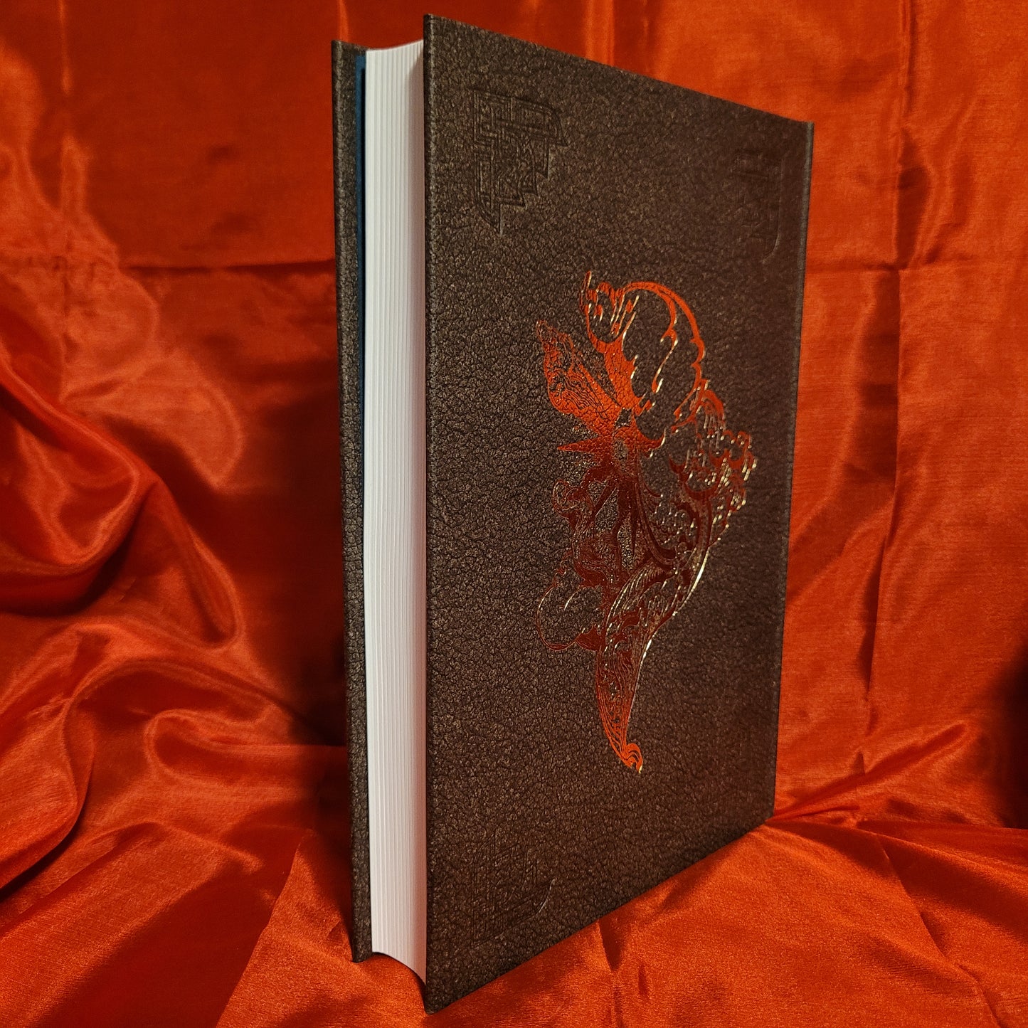 Semesilam: The Eternal Sun by José Gabriel Alegría Sabogal (Anathema Publishing, 2024)