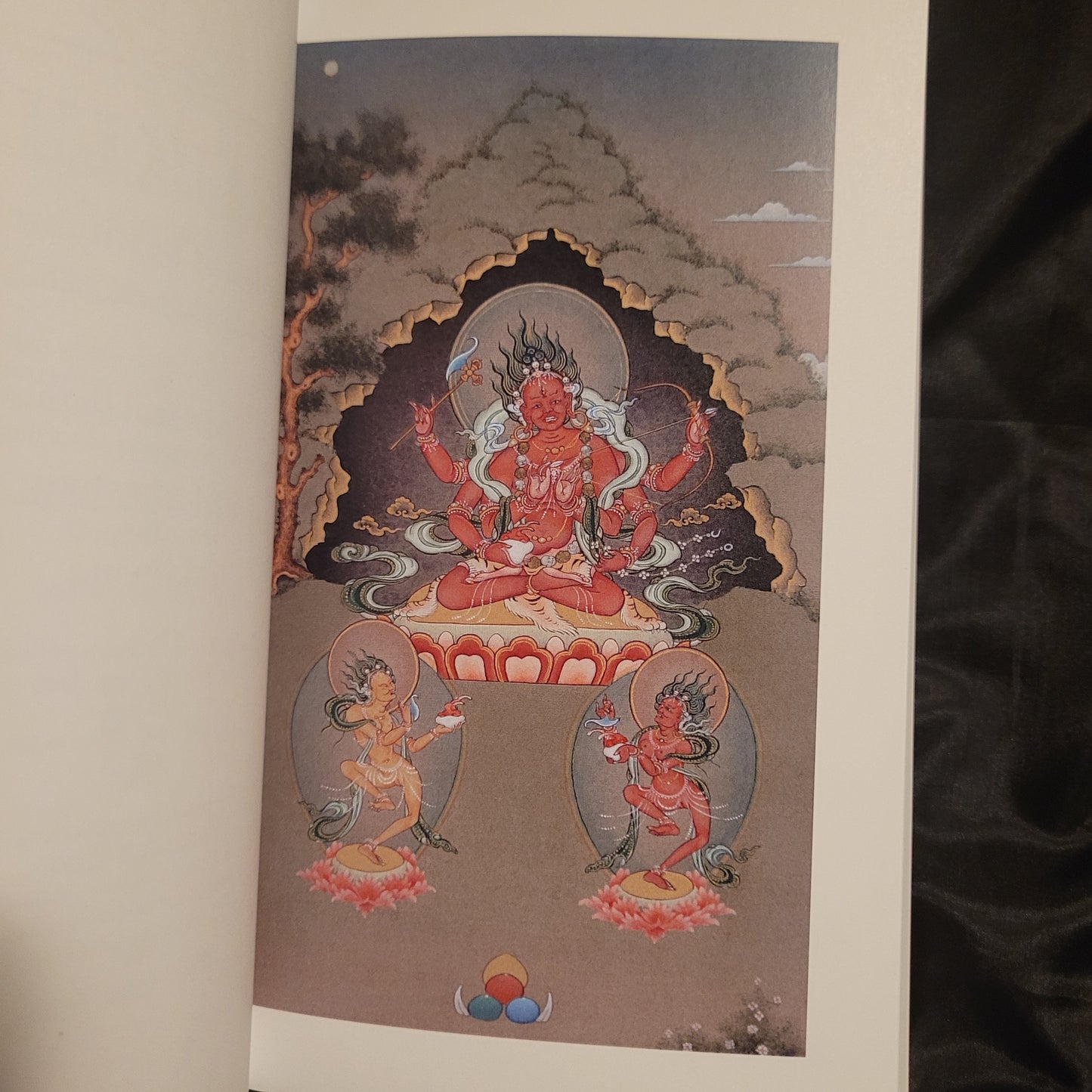 Kurukulla: Goddess of Bewitchment by Verónica Rivas (Anathema Publishing, 2025) Paperback Edition