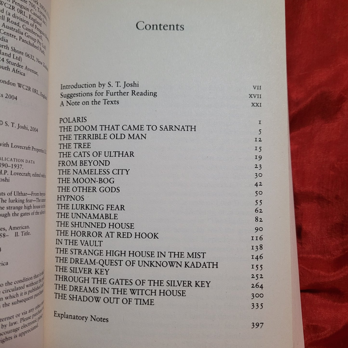 Dreams in the Witch House and Other Weird Tales by H.P. Lovecraft (Penguin Classics, 2004) Paperback